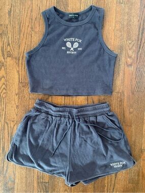 White Fox Golden Girl Set - Size M - Charcoal Gray